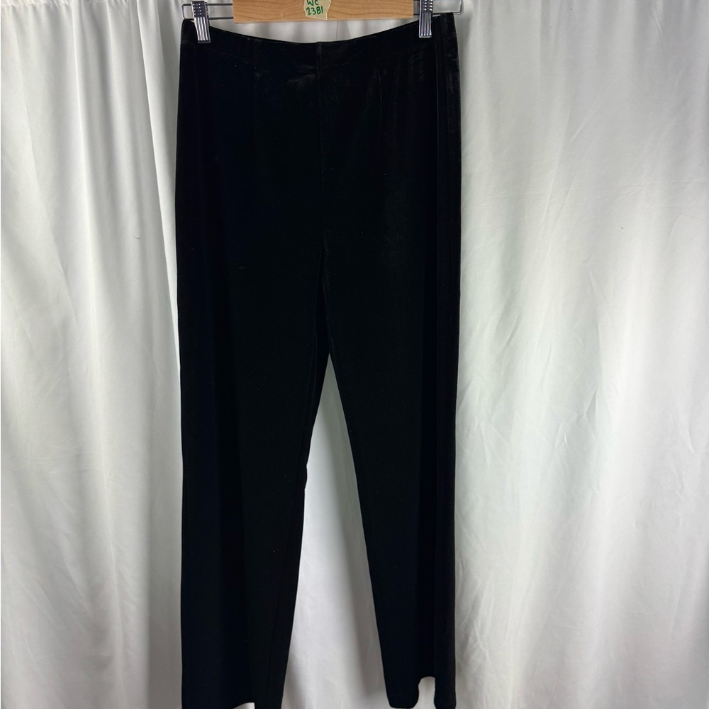 Chico's Black Velvet Straight Leg Elastic Waist Pull On Pants Size 0R US 4/6R